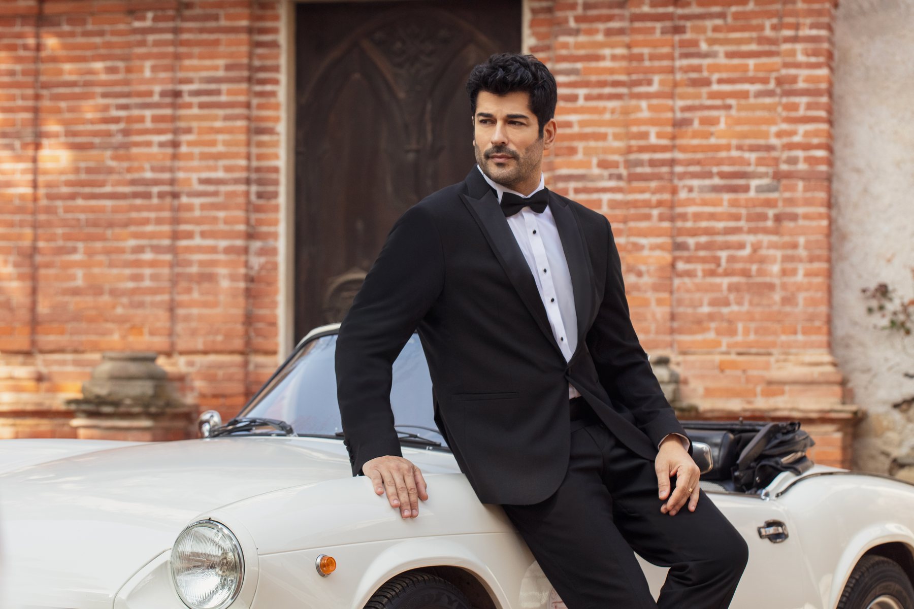 Altınyıldız Classics × Burak Özçivit SS26 — Freelance styling by Nazlı Can — frame 3 of 13